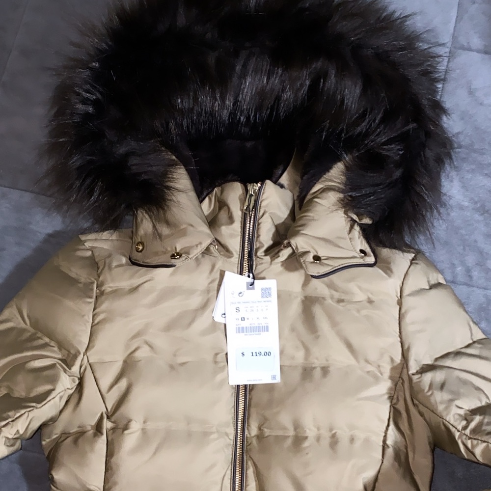 ZARA- SS19 Olive Green Winter Coat✨